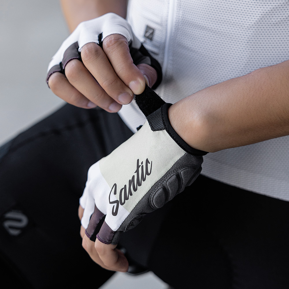 Santic-guantes de medio ciclis - Running Gear Outdoor reseña y precio